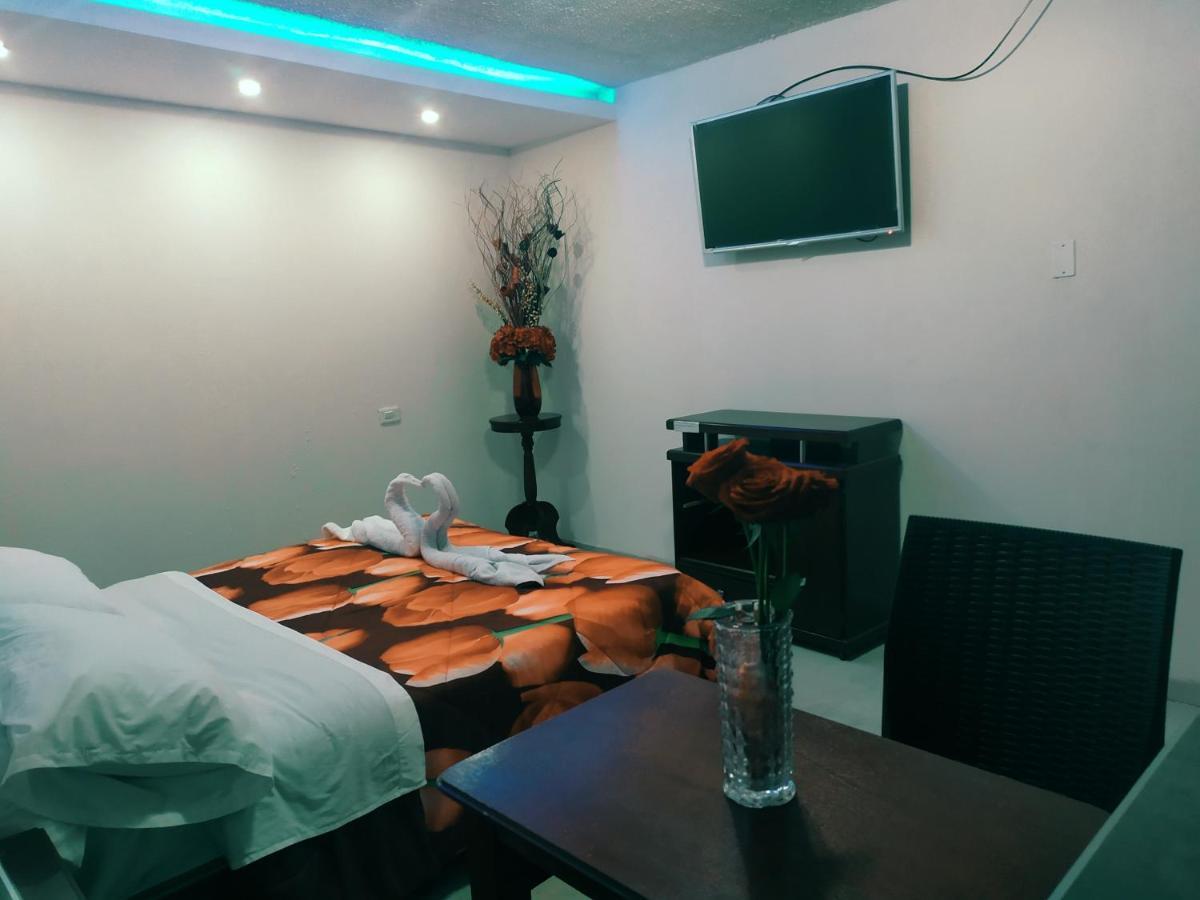 Hostal Ajavi Del Sur กีโต ภายนอก รูปภาพ